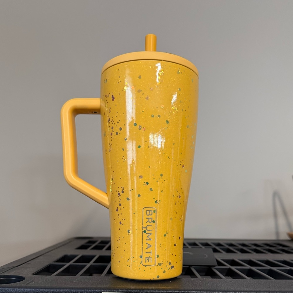 Custom 30 oz Brumate